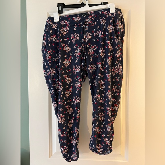Torrid Crop Challis Pant size 2 - Picture 4 of 6